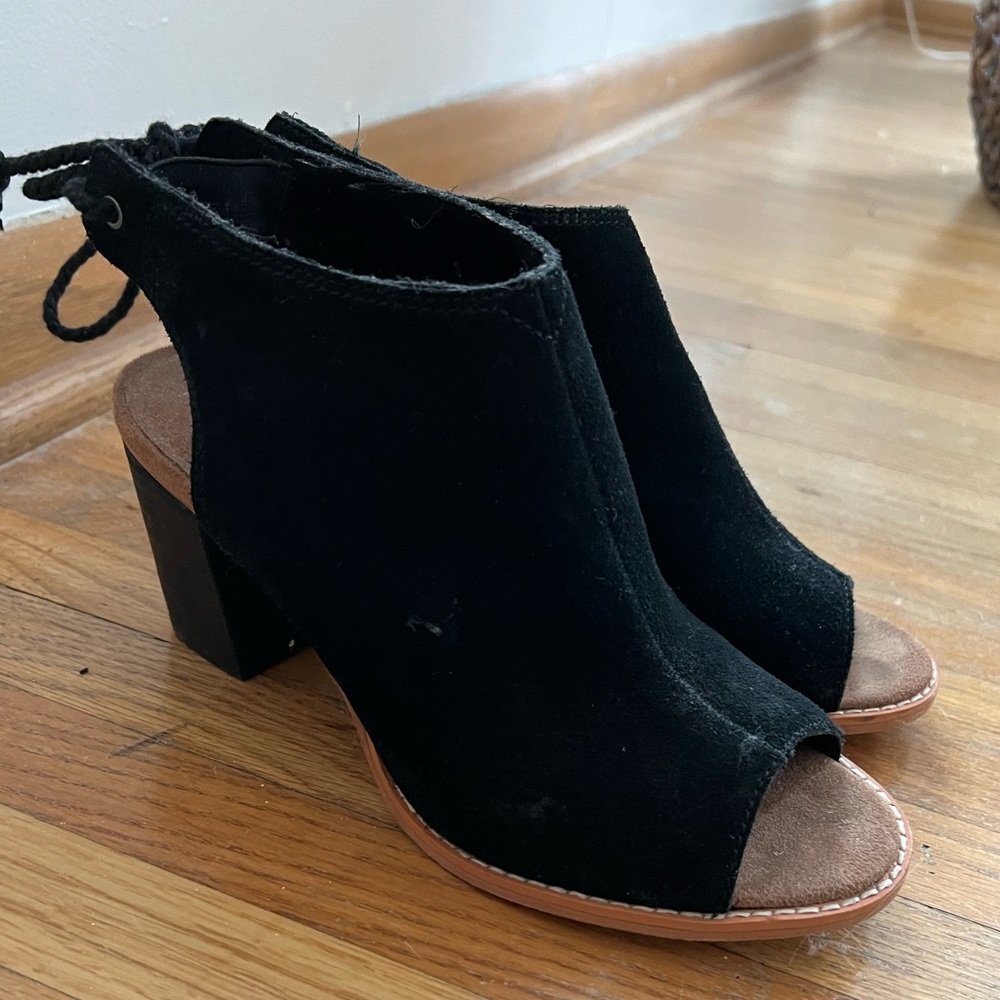 Toms size 6.5